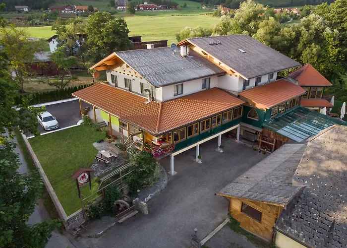 Lorenzer Schlafstubn/haus Wanderl فندق مبيت وإفطار Sankt Lorenzen im Murztal